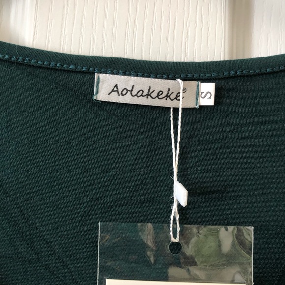 Aolakeke Classic Fashion Collection Forest Green Cold Shoulder Top Size Small - Picture 6 of 8